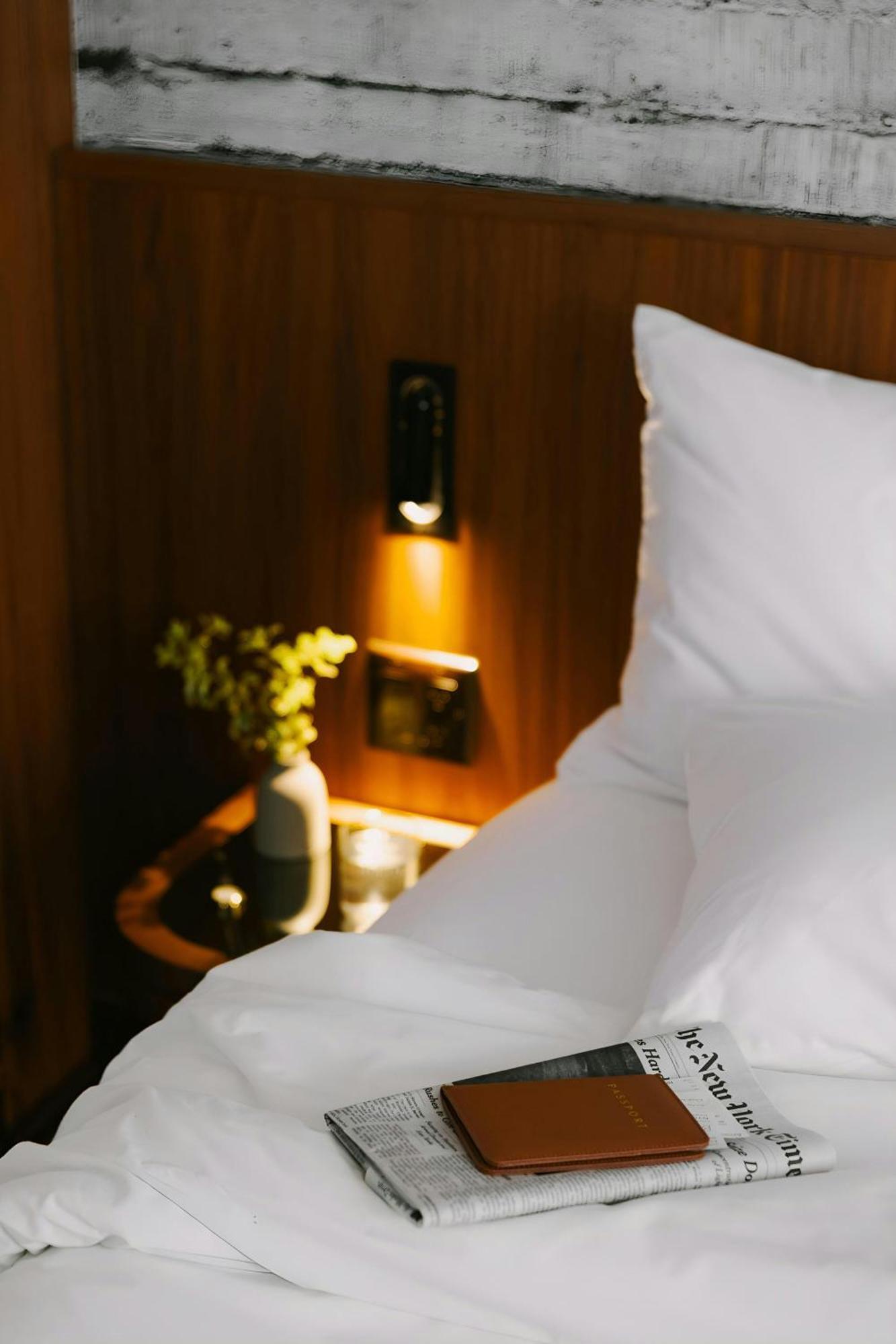 Sonder Henri on 24 Hotel New York Buitenkant foto